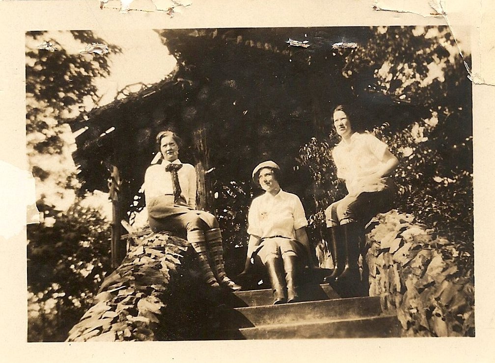 The sisters again.